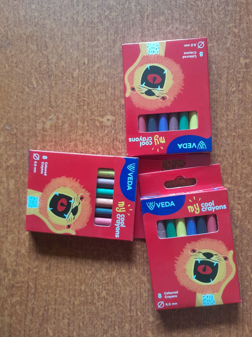 Small veda crayons 