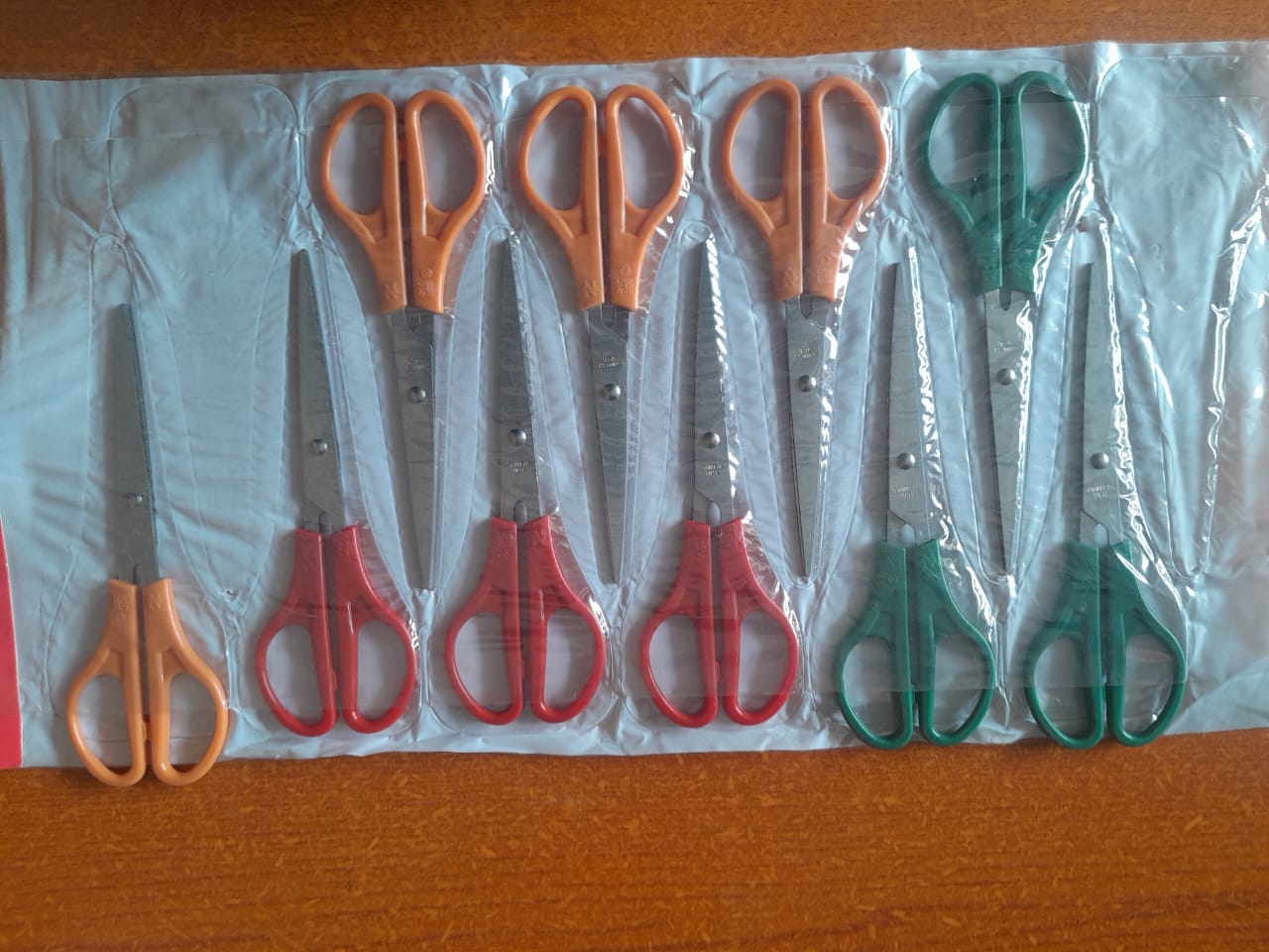 Scissors 