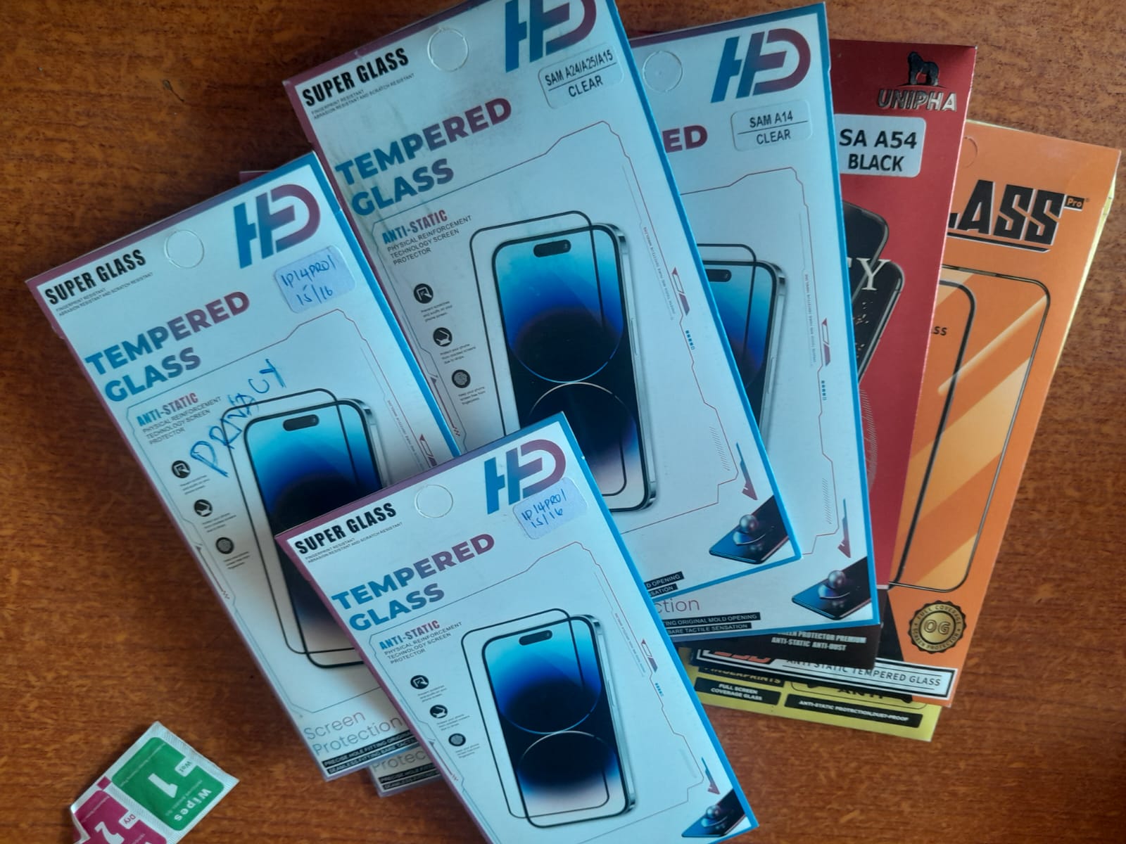 Privacy screen protector 